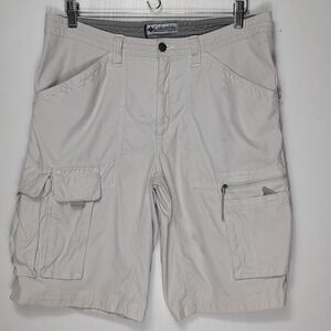Columbia Titanium Omni-Dry Cargo Shorts Mens 32 Tan Hiking Outdoor Performance